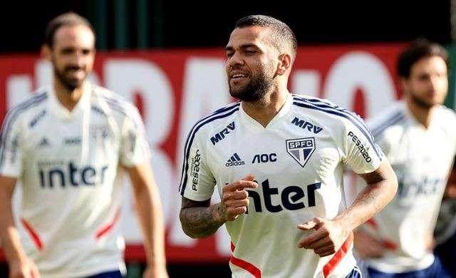 NBA直播-38岁阿尔维斯与圣保罗解约 下家儿是弗拉门戈？