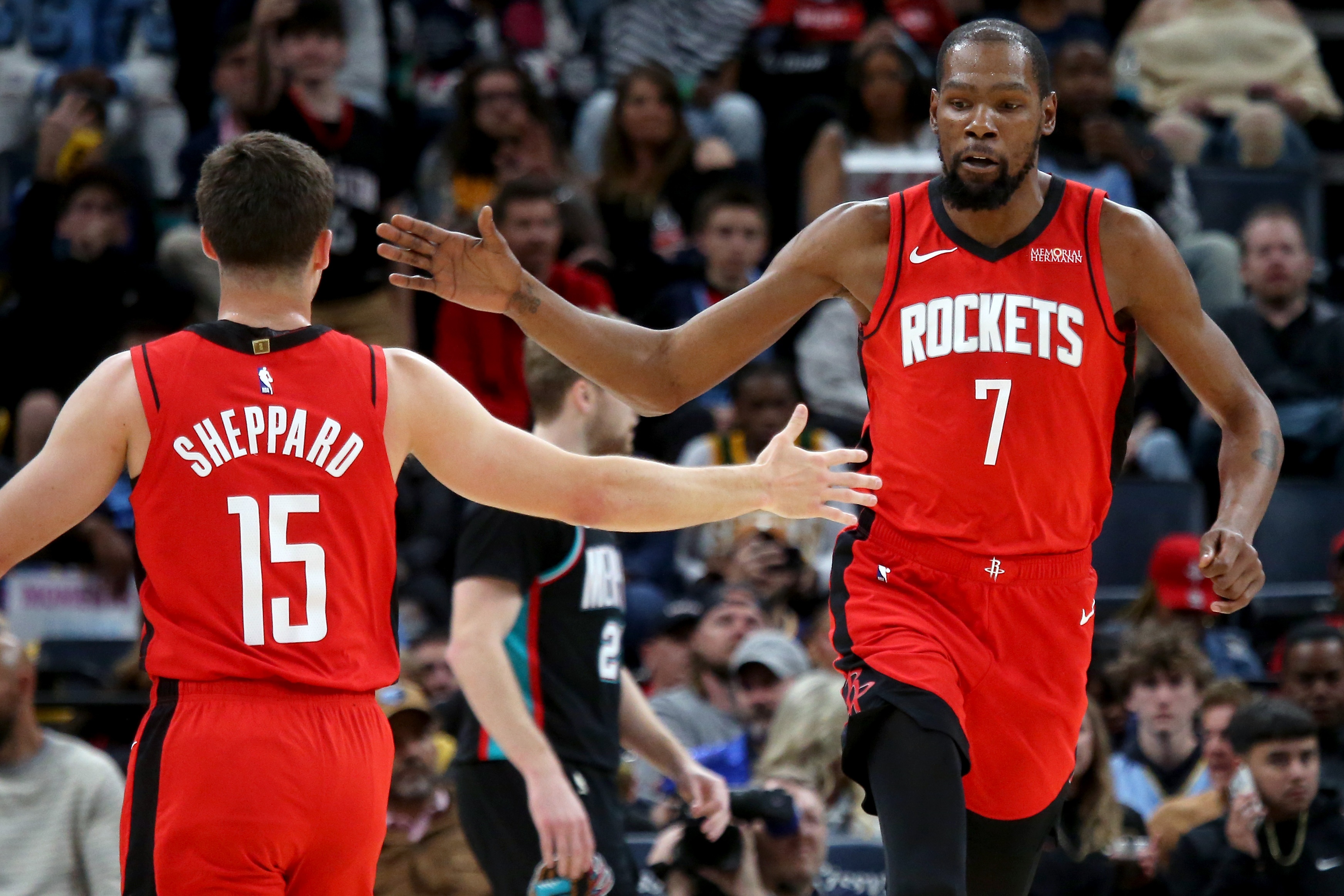 JRS直播-NBA彩经:马刺大胜勇士 火箭击退雄鹿 爵士不敌掘金 绿军灭热火